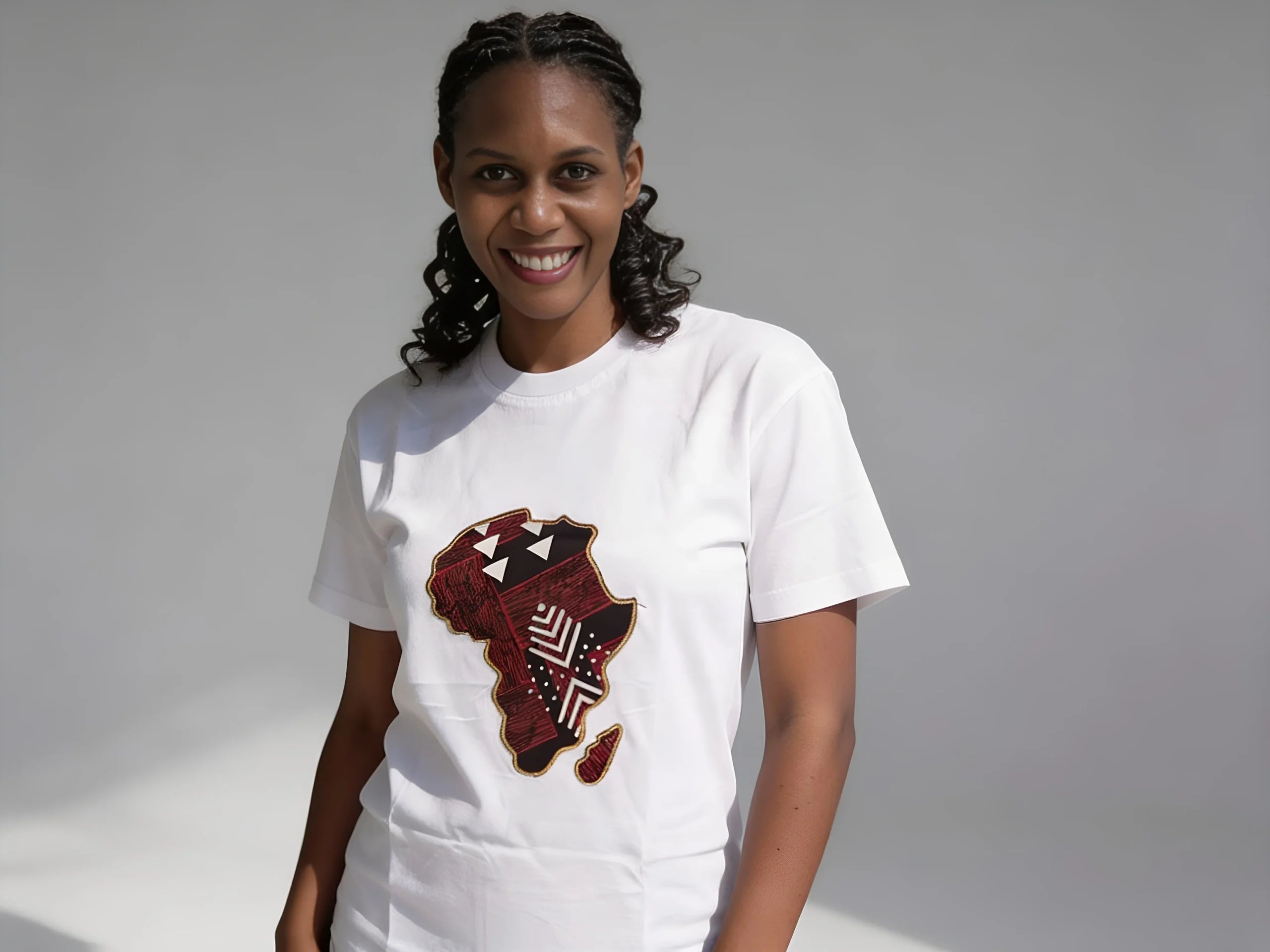 Unisex crewneck t-shirt with African print - white map